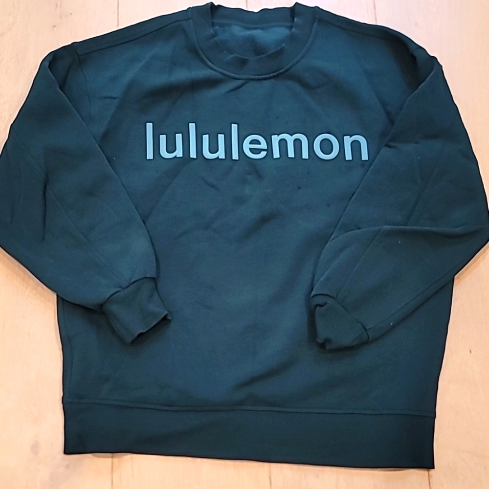 Lululemon oversized logo sweatshirt size xs/s